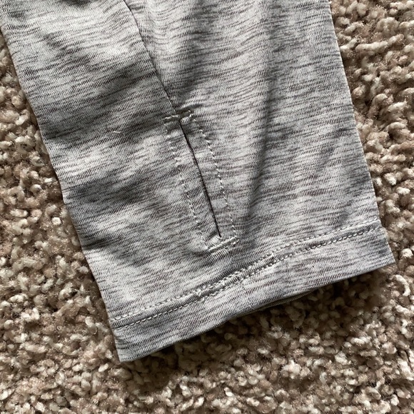 Reebok Activewear Long Sleeve w/ Hood | SMALL - Picture 2 of 3